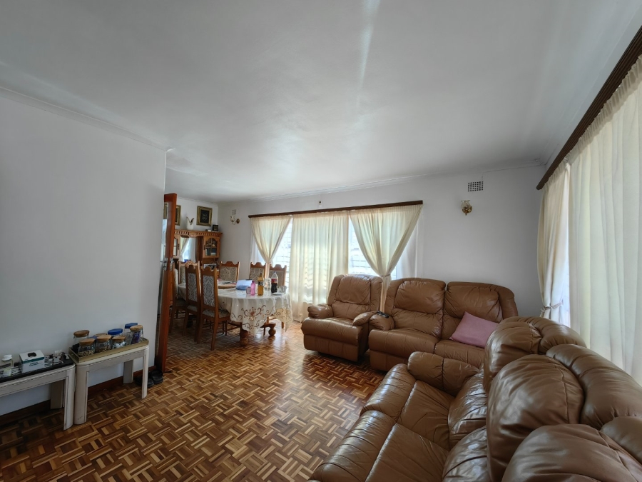 3 Bedroom Property for Sale in Belgravia Western Cape